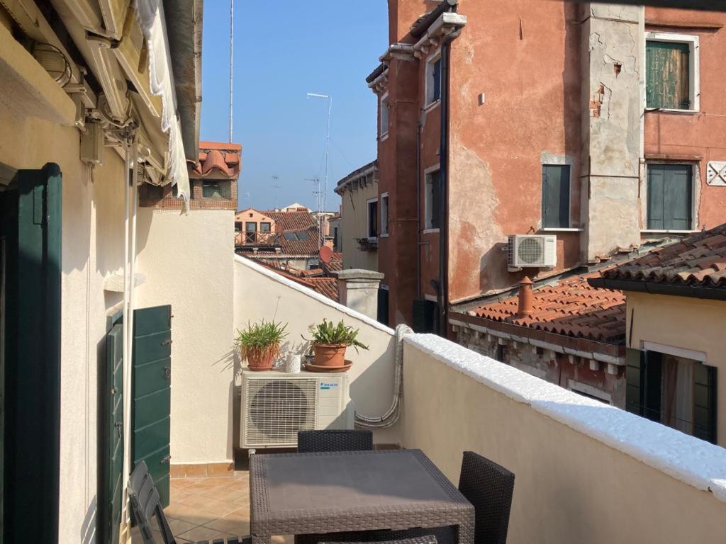 Ferienwohnung Residenza Al Volto Venedig Exterior foto